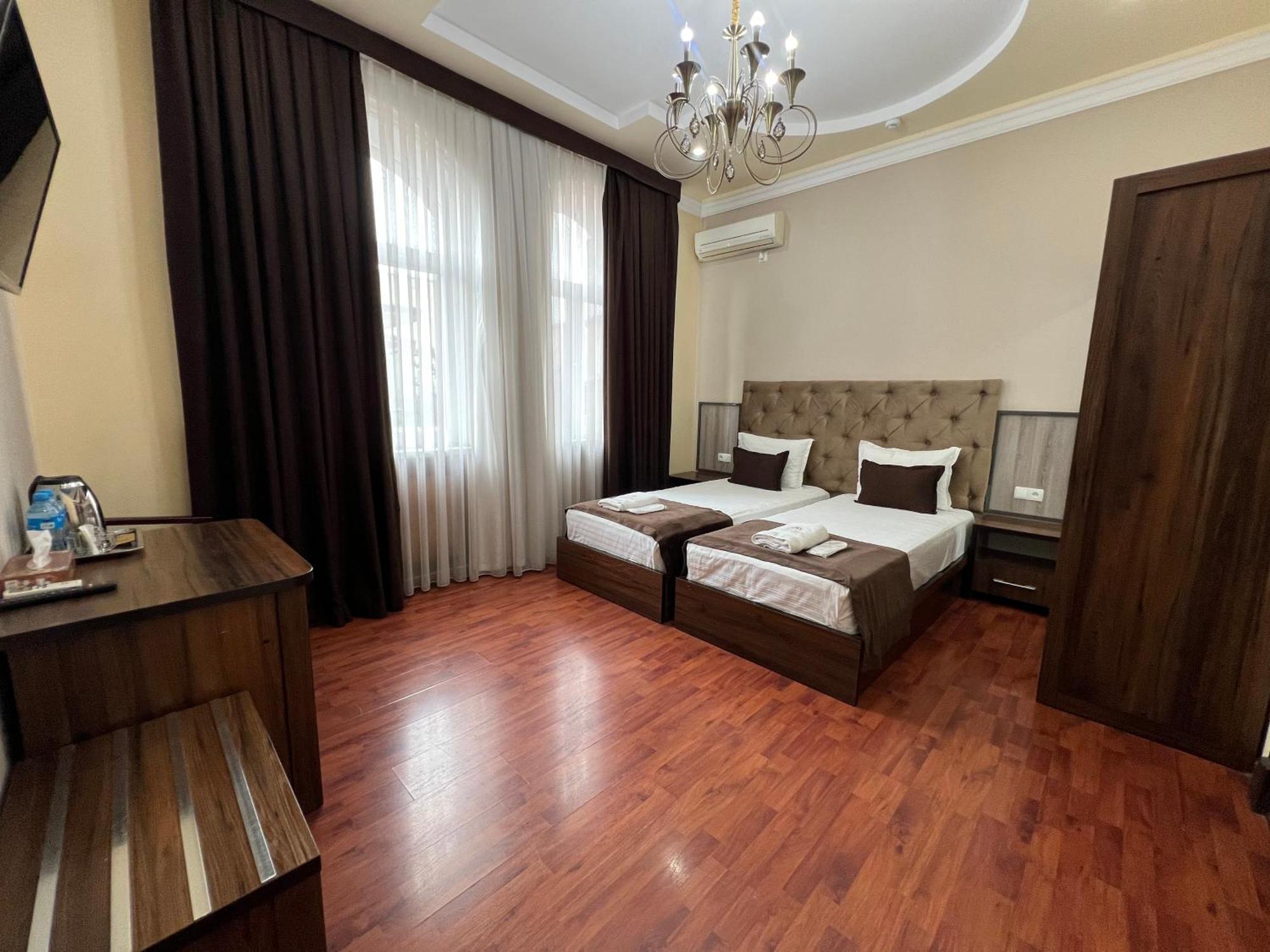 Elite Art Hotel Tashkent Ngoại thất bức ảnh